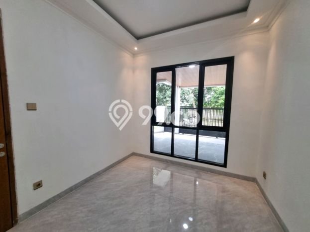 Hunian Elit LB 200m2 Siap Huni Desain Elegan di Graha Raya Bintaro, Tangerang Selatan Hunian Elit LB 200m2 Siap Huni Desain Elegan di Graha Raya Bintaro, Tangerang Selatan