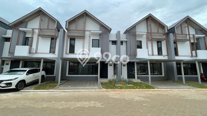 For Sale Hunian Rumah Terawat 4 KT di BSD, Tangerang For Sale Hunian Rumah Terawat 4 KT di BSD, Tangerang