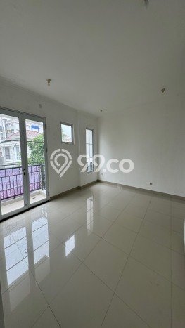 Rumah kawasan Gading Serpong, Dekat Sekolah, 3 KT Rumah kawasan Gading Serpong, Dekat Sekolah, 3 KT