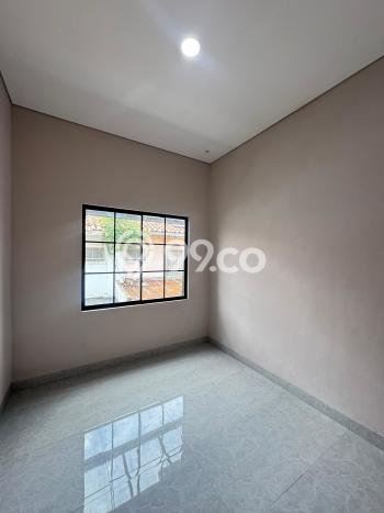Dijual Hunian Rumah Nyaman 4 Kamar di Lippo Karawaci, Tangerang Dijual Hunian Rumah Nyaman 4 Kamar di Lippo Karawaci, Tangerang