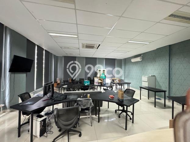 Kantor Dijual di Prime Area Tangerang Luas 655m2 Kantor Dijual di Prime Area Tangerang Luas 655m2