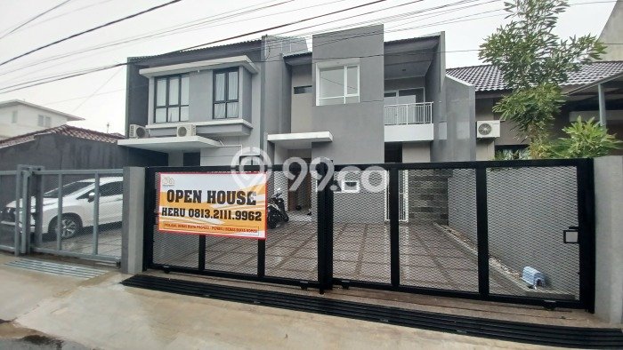 JUAL CEPAT! Rumah Ready Stock Lokasi Premium Turangga, Luas 126m² LB 160m² JUAL CEPAT! Rumah Ready Stock Lokasi Premium Turangga, Luas 126m² LB 160m²