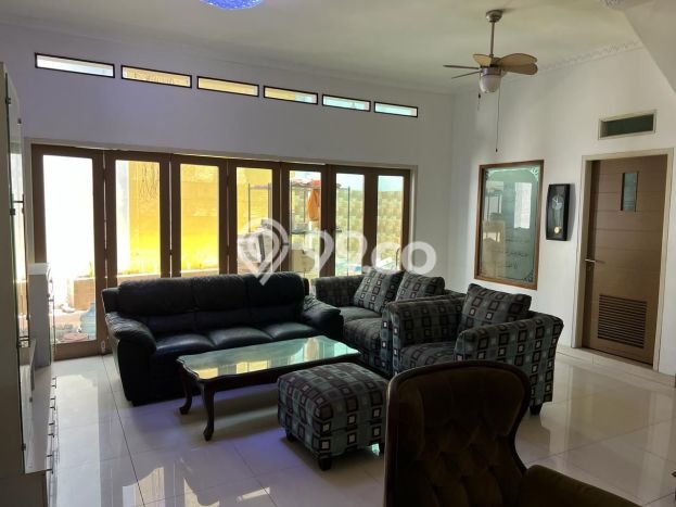 Dijual Cepat Rumah 4 KT 3 KM di Buah Batu, Bandung Dijual Cepat Rumah 4 KT 3 KM di Buah Batu, Bandung