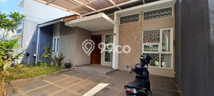 Rumah Siap Pakai area , Bandung, LT 143m2m² LB 90m2m² Rumah Siap Pakai area , Bandung, LT 143m2m² LB 90m2m²
