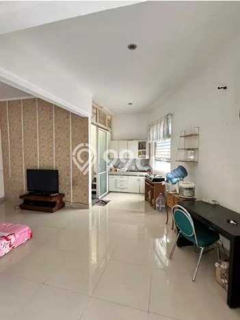 Rumah di Cigadung, Bandung, LT 127m2m² Bangunan 200m2m² - INVESTASI TERBAIK! Rumah di Cigadung, Bandung, LT 127m2m² Bangunan 200m2m² - INVESTASI TERBAIK!