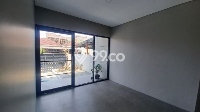 BEST PRICE! Rumah Premium di Arcamanik, LT 148m² Bangunan 160m² BEST PRICE! Rumah Premium di Arcamanik, LT 148m² Bangunan 160m²