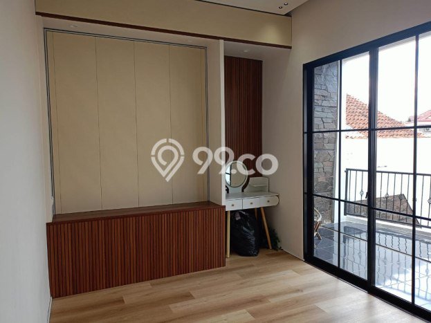 Rumah Luas Asri 3 KT Siap Pakai di BKR Bandung Rumah Luas Asri 3 KT Siap Pakai di BKR Bandung