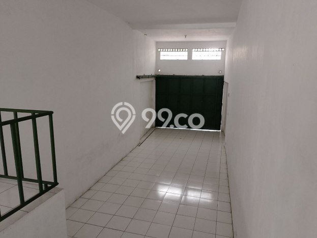 Sewa Rumah Harga Terjangkau di BKR Bandung Punya 6 Kamar Tidur Sewa Rumah Harga Terjangkau di BKR Bandung Punya 6 Kamar Tidur
