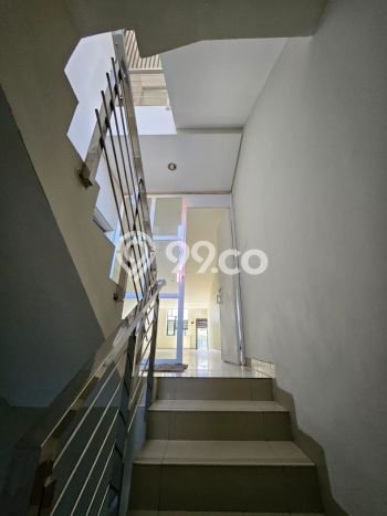 Unit Ruko Tersedia di Turangga Spesifikasi LB 220m2 Unit Ruko Tersedia di Turangga Spesifikasi LB 220m2