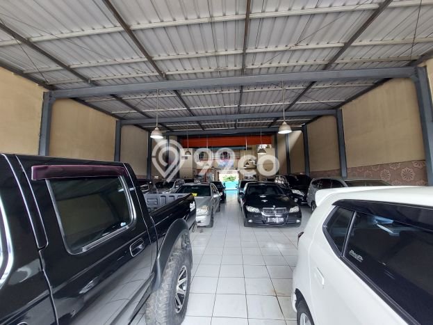 Ruko Dijual di Karawaci Tangerang dengan LB 360m2 Ruko Dijual di Karawaci Tangerang dengan LB 360m2