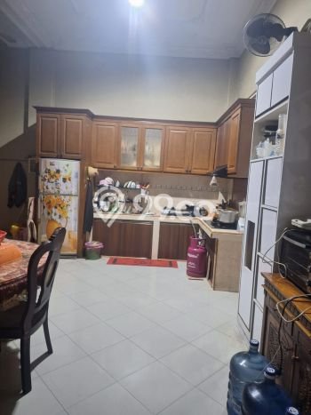 Hunian Cantik Modern Lb 400m2 di Karawaci, Tangerang Hunian Cantik Modern Lb 400m2 di Karawaci, Tangerang