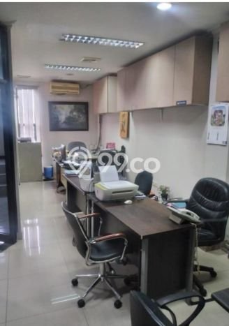 Ruko Dijual di Prime Area Jakarta Selatan Luas 210m2 Ruko Dijual di Prime Area Jakarta Selatan Luas 210m2