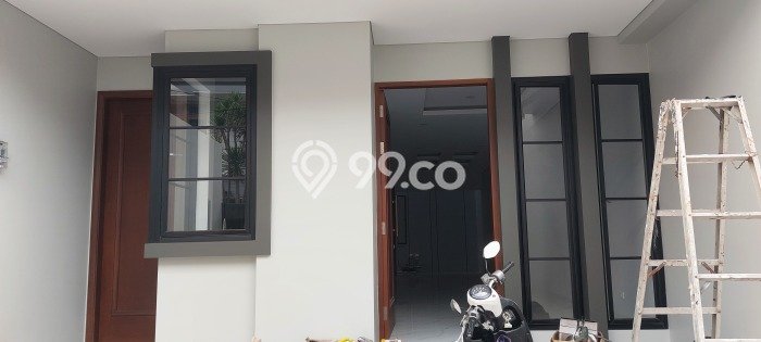Jual Rumah Mewah Megah Dengan View Cantik di Sunrise Garden, Jakarta Barat Jual Rumah Mewah Megah Dengan View Cantik di Sunrise Garden, Jakarta Barat