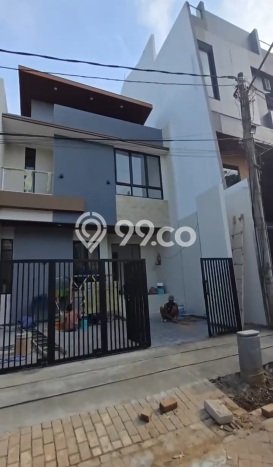 Rumah Luxury Modern Tanpa Renovasi di Kembangan Selatan Jakarta Barat Rumah Luxury Modern Tanpa Renovasi di Kembangan Selatan Jakarta Barat