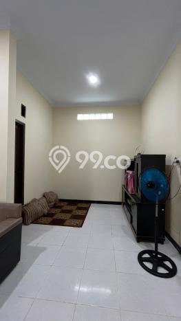 For Sale Rumah 3 Kamar Lokasi Ideal Nyaman dan Strategis di Ciledug For Sale Rumah 3 Kamar Lokasi Ideal Nyaman dan Strategis di Ciledug