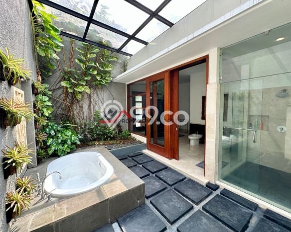 Hunian Eksklusif Dijual LT 1925m2 di Cilandak, Jakarta Selatan Hunian Eksklusif Dijual LT 1925m2 di Cilandak, Jakarta Selatan