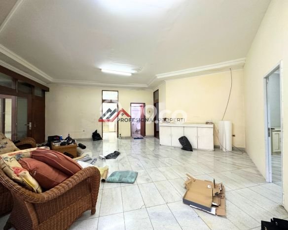 Rumah Luxury Modern Tanpa Renovasi di Kemang Jakarta Selatan Rumah Luxury Modern Tanpa Renovasi di Kemang Jakarta Selatan