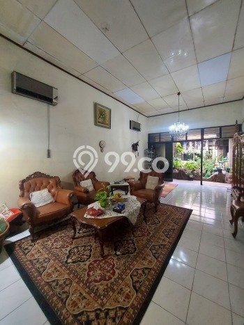 Hunian Elit LB 200m2 Siap Huni Desain Elegan di Pejompongan, Jakarta Pusat Hunian Elit LB 200m2 Siap Huni Desain Elegan di Pejompongan, Jakarta Pusat