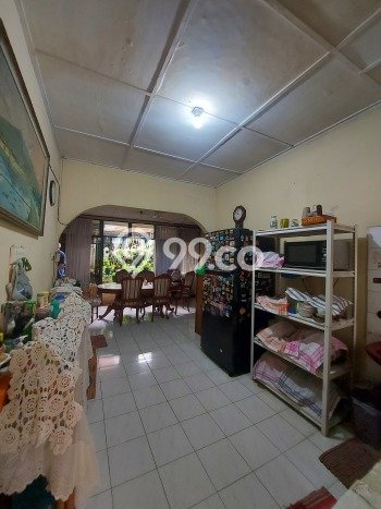 Hunian Elit LB 200m2 Siap Huni Desain Elegan di Pejompongan, Jakarta Pusat Hunian Elit LB 200m2 Siap Huni Desain Elegan di Pejompongan, Jakarta Pusat