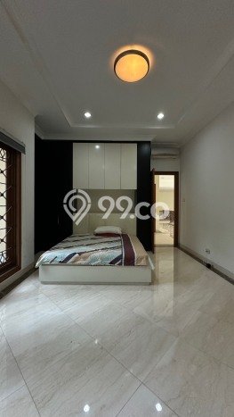 Hunian Mewah Siap Huni LT 545m2 di Kebayoran Baru, Jakarta Selatan Hunian Mewah Siap Huni LT 545m2 di Kebayoran Baru, Jakarta Selatan