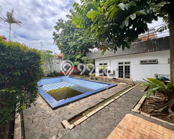 Rumah Luxury Modern Siap Huni di Pondok Indah Jakarta Selatan Rumah Luxury Modern Siap Huni di Pondok Indah Jakarta Selatan
