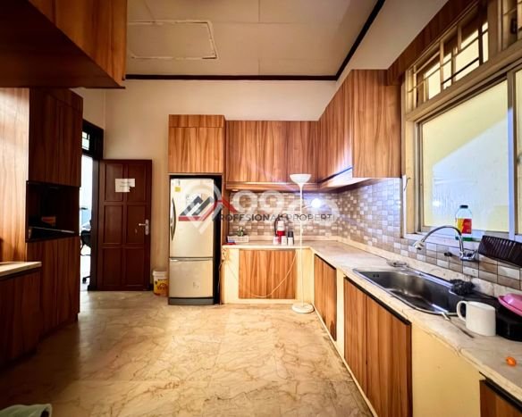 Rumah Luxury Modern Siap Huni di Pondok Indah Jakarta Selatan Rumah Luxury Modern Siap Huni di Pondok Indah Jakarta Selatan