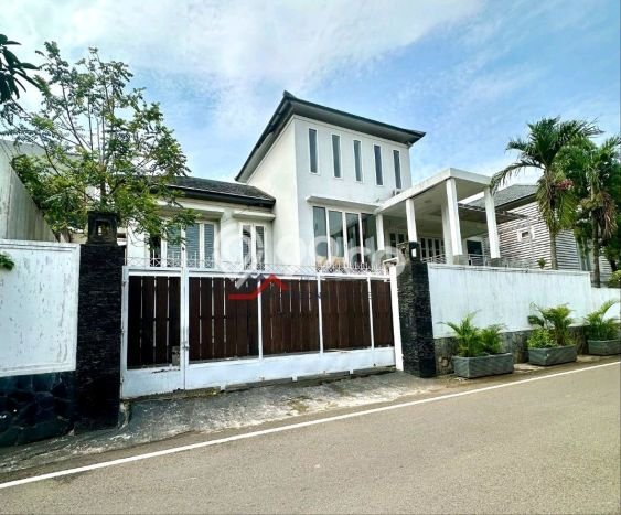 Rumah Mewah Dijual LT 965m2 di Jagakarsa, Jakarta Selatan Rumah Mewah Dijual LT 965m2 di Jagakarsa, Jakarta Selatan