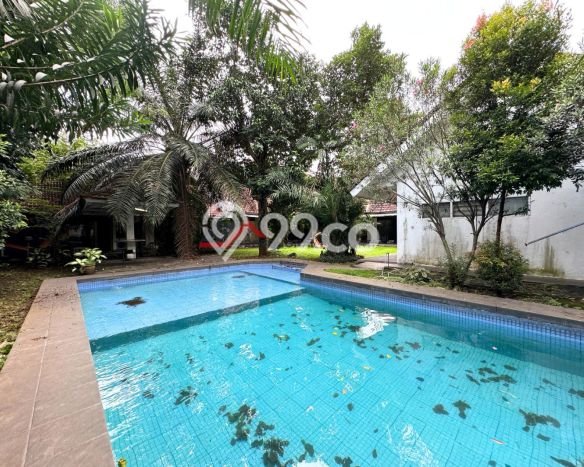 Rumah Luxury Modern Tanpa Renovasi di Kemang Jakarta Selatan Rumah Luxury Modern Tanpa Renovasi di Kemang Jakarta Selatan