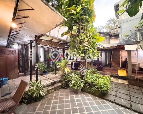 Rumah Luxury Modern Tanpa Renovasi di Kemang Jakarta Selatan Rumah Luxury Modern Tanpa Renovasi di Kemang Jakarta Selatan
