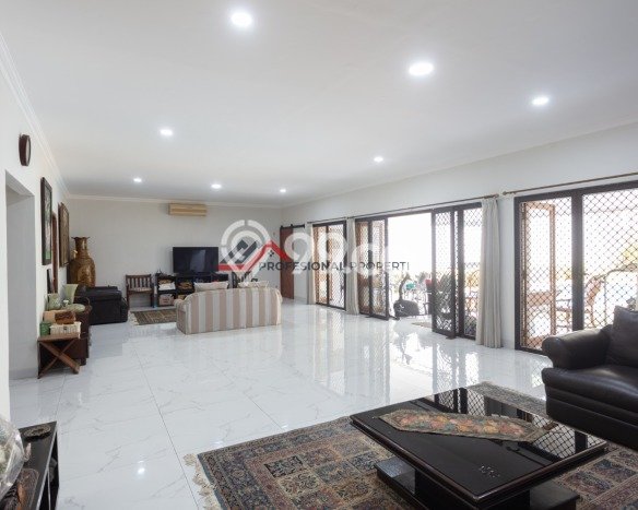 Rumah Murah Dijual di Kebayoran Baru, Jakarta Selatan Harga Rp 24,5 Juta Rumah Murah Dijual di Kebayoran Baru, Jakarta Selatan Harga Rp 24,5 Juta