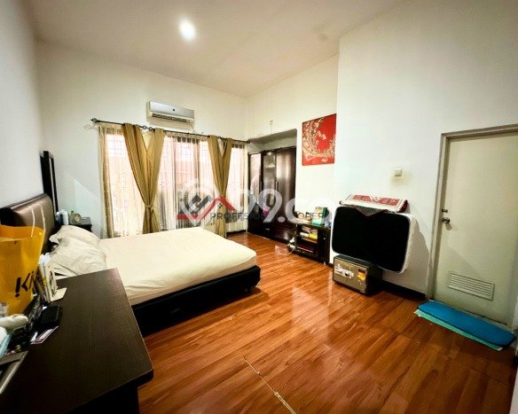 Siap Huni Rumah Mewah 5 Kamar di Cilandak Dekat ke Mana Saja Siap Huni Rumah Mewah 5 Kamar di Cilandak Dekat ke Mana Saja