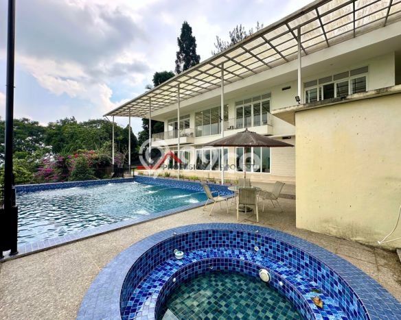 Dapatkan sekarang Vila di Megamendung, Luas 5977m2m², Area nyaman untuk Anda Dapatkan sekarang Vila di Megamendung, Luas 5977m2m², Area nyaman untuk Anda