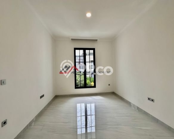 Rumah Murah LT 190m2 di Lebak Bulus Akses Mudah Rumah Murah LT 190m2 di Lebak Bulus Akses Mudah