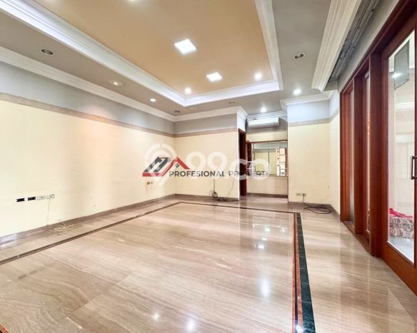 Rumah Elit Modern Tanpa Renovasi di Pondok Indah Jakarta Selatan Rumah Elit Modern Tanpa Renovasi di Pondok Indah Jakarta Selatan