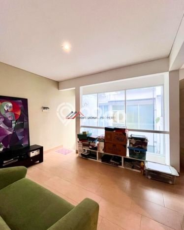 Rumah Strategis Modern Lb 180m2 di Jagakarsa, Jakarta Selatan Rumah Strategis Modern Lb 180m2 di Jagakarsa, Jakarta Selatan