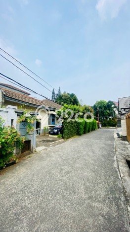 Hunian Mewah LB 200m2 Siap Pakai Desain Elegan di Pondok Labu, Jakarta Selatan Hunian Mewah LB 200m2 Siap Pakai Desain Elegan di Pondok Labu, Jakarta Selatan