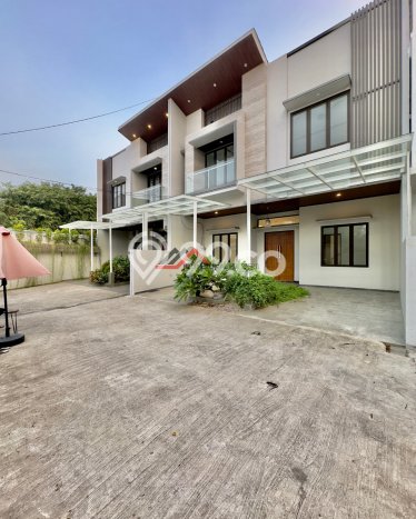 Dijual Rumah Premium dengan Fasilitas Sekitar Lengkap di Kebayoran Baru, Jakarta Selatan Dijual Rumah Premium dengan Fasilitas Sekitar Lengkap di Kebayoran Baru, Jakarta Selatan
