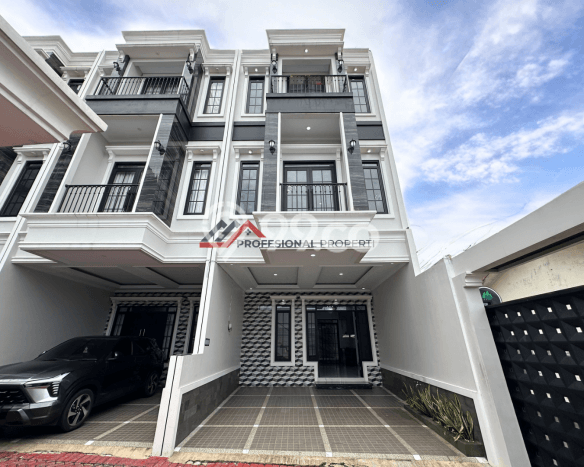 Hunian Cantik Minimalis Lb 180m2 di Jagakarsa, Jakarta Selatan Hunian Cantik Minimalis Lb 180m2 di Jagakarsa, Jakarta Selatan