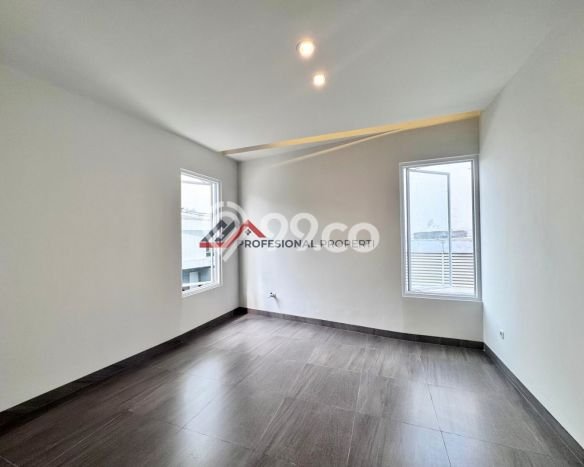 Jual Rumah Mewah Elegan Dengan View Eksklusif di Lebak Bulus, Jakarta Selatan Jual Rumah Mewah Elegan Dengan View Eksklusif di Lebak Bulus, Jakarta Selatan