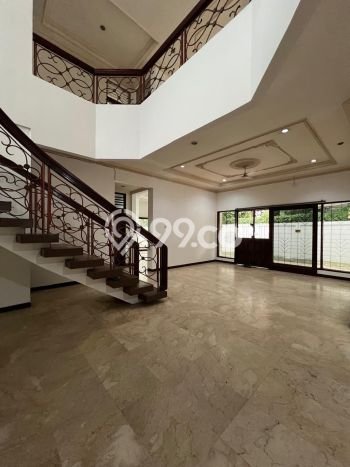 Rumah Mewah Siap Huni LT 488m2 di Cilandak, Jakarta Selatan Rumah Mewah Siap Huni LT 488m2 di Cilandak, Jakarta Selatan