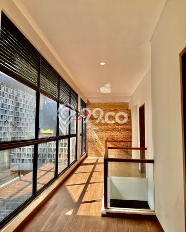 Rumah Mewah LB 250m2 Siap Huni Desain Elegan di Lebak Bulus, Jakarta Selatan Rumah Mewah LB 250m2 Siap Huni Desain Elegan di Lebak Bulus, Jakarta Selatan