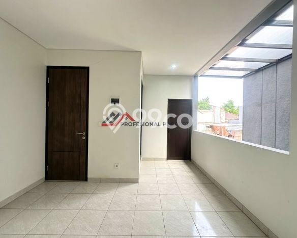 Rumah Mewah Dijual LT 122m2 di Jagakarsa, Jakarta Selatan Rumah Mewah Dijual LT 122m2 di Jagakarsa, Jakarta Selatan