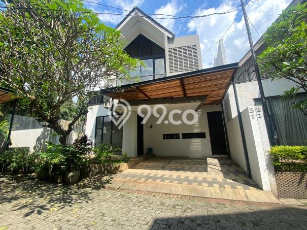 Disewakan! Rumah 3 Kamar Tidur &
3 Kamar Mandi di Kemang, Jakarta Selatan Disewakan! Rumah 3 Kamar Tidur &
3 Kamar Mandi di Kemang, Jakarta Selatan