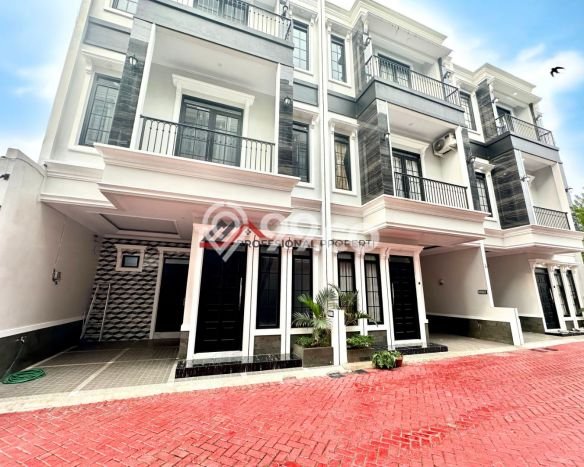 Jual Rumah Favorit Siap Huni LB 155m2 di Jagakarsa, Jakarta Selatan Jual Rumah Favorit Siap Huni LB 155m2 di Jagakarsa, Jakarta Selatan