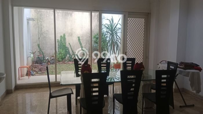 Rumah Luxury Modern Siap Huni di Kuningan Jakarta Selatan Rumah Luxury Modern Siap Huni di Kuningan Jakarta Selatan