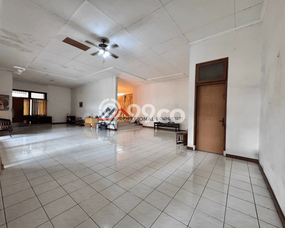 Rumah Nyaman 4 KT LB 500m2 Kondisi Bagus di Kemang Rumah Nyaman 4 KT LB 500m2 Kondisi Bagus di Kemang