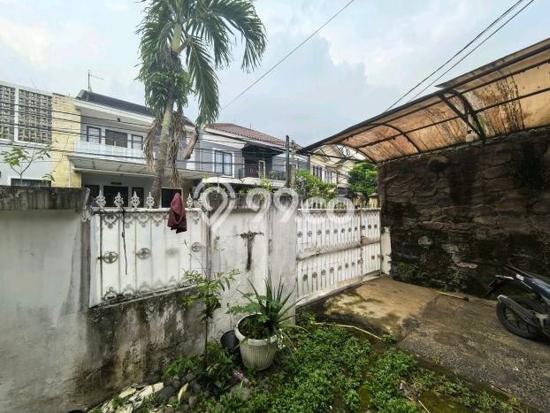 Jual Rumah Bagus Siap Huni LB 180m2 di Cinere, Depok Jual Rumah Bagus Siap Huni LB 180m2 di Cinere, Depok