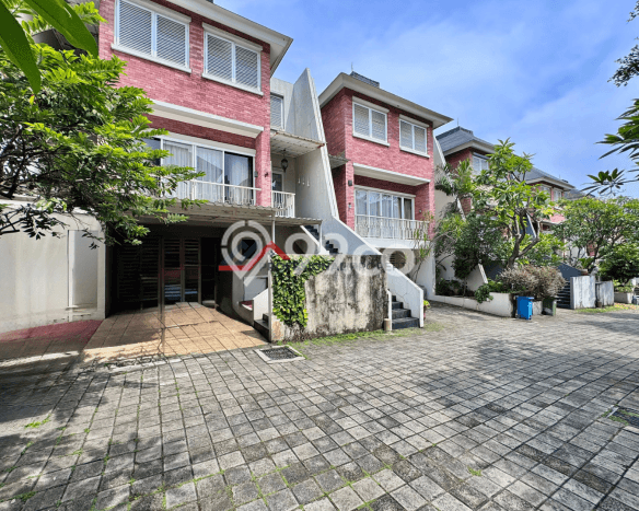 Dijual Rumah Premium dengan Fasilitas Sekitar Komplit di Cilandak, Jakarta Selatan Dijual Rumah Premium dengan Fasilitas Sekitar Komplit di Cilandak, Jakarta Selatan