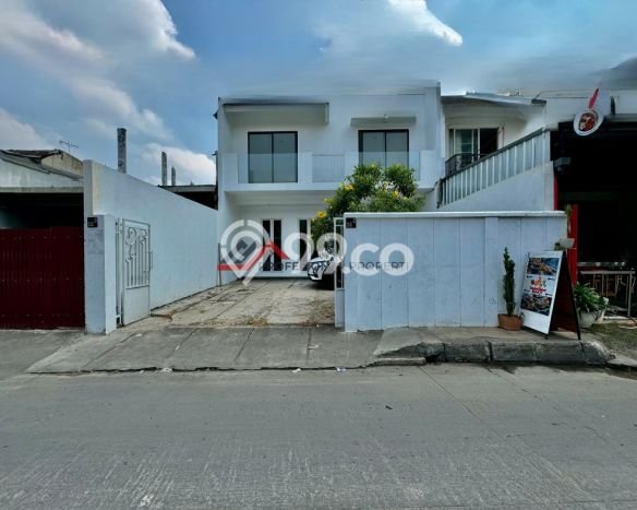 Dijual Rumah Luas Elegan Dengan View Cantik di Mampang, Jakarta Selatan Dijual Rumah Luas Elegan Dengan View Cantik di Mampang, Jakarta Selatan