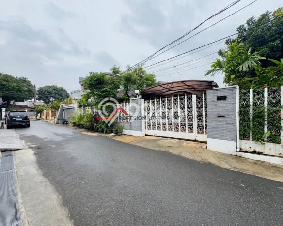 For Sale! Premium House LT 361m2 Desain Modern di Cipete For Sale! Premium House LT 361m2 Desain Modern di Cipete